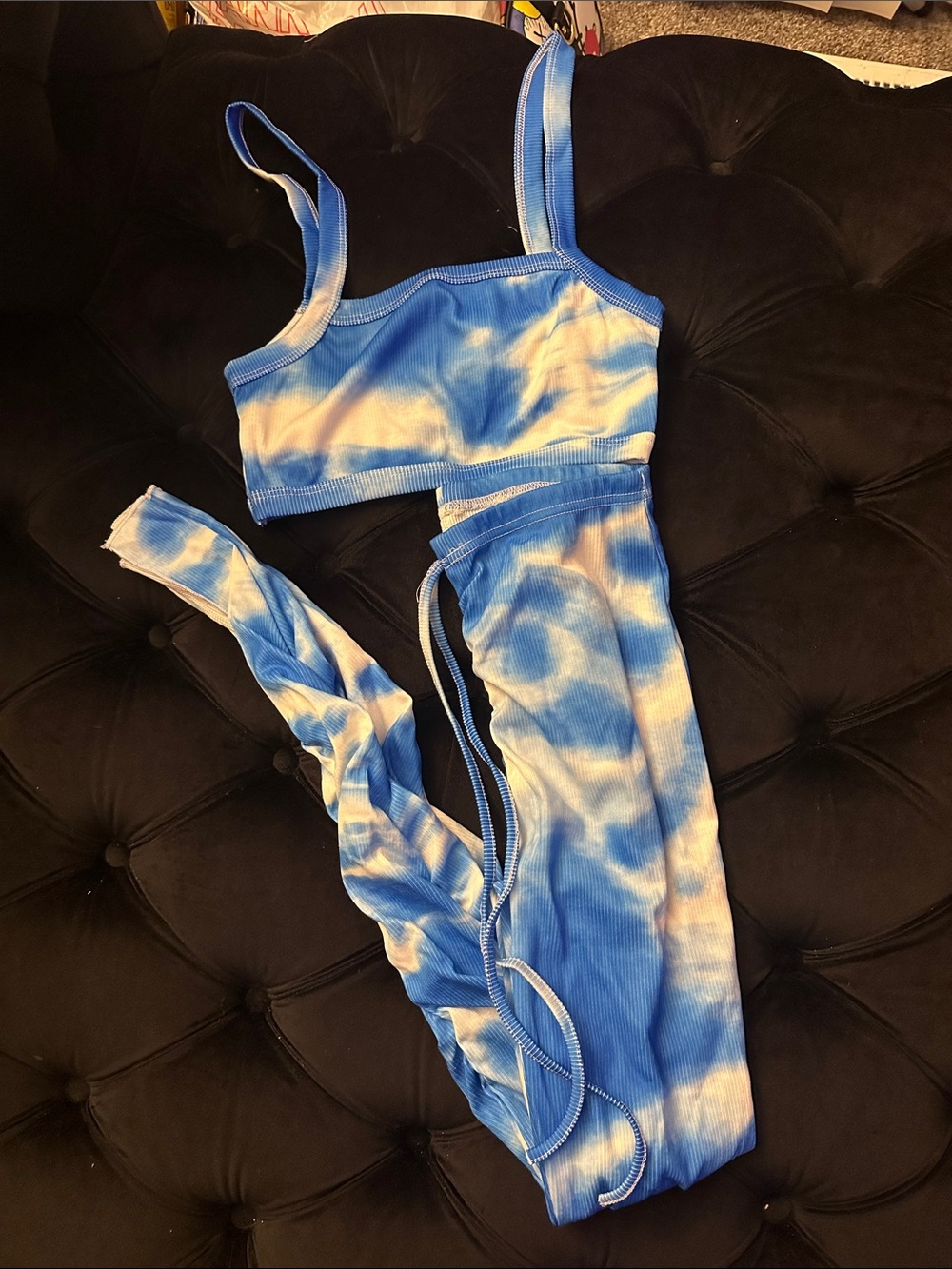 2 pc set - Picture 2 of 2